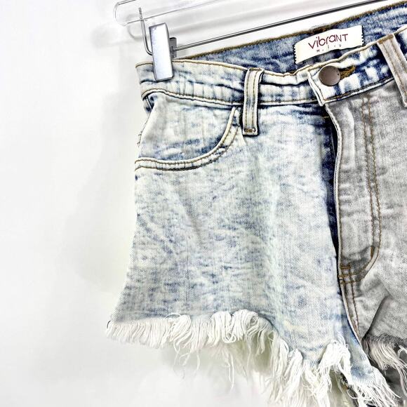 VIBRANT MIU Acid Washed Hi Rise Distressed Denim Shorts - Picture 9 of 11